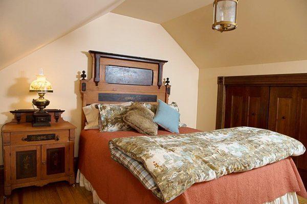 High Prairie Lodge - Orchard Room