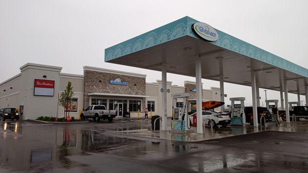 Quicklee's Niagara Falls Travel Center