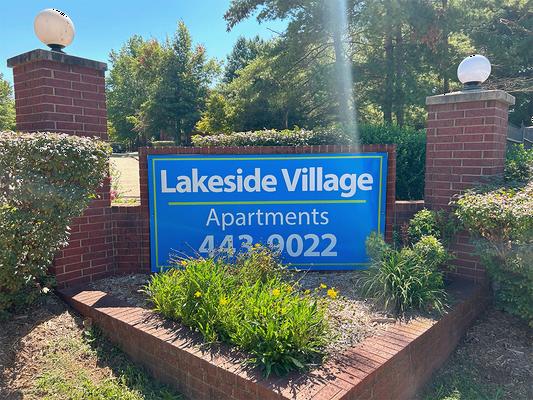 Lakeside Village Apartments