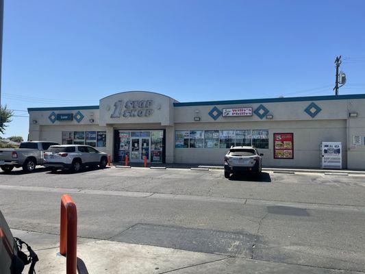 The 1 Stop Shop @ Cedar & McKinley, 93703