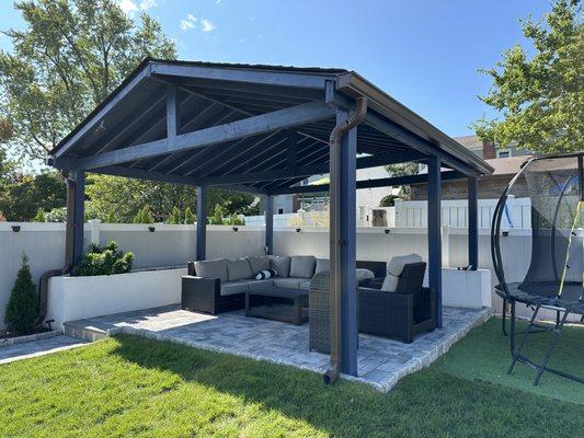 Paramount Landscaping & Masonry