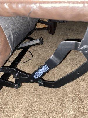 Big Sofa has a loose pole at the bottom. It's unattached where are the Screws you took it apart