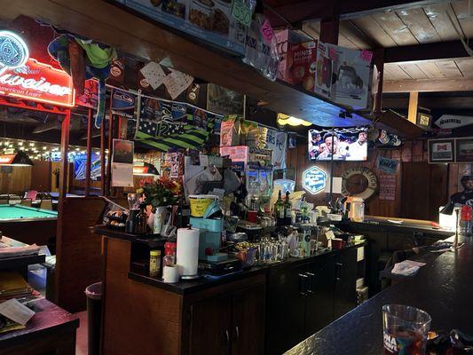 Hilltop Tavern