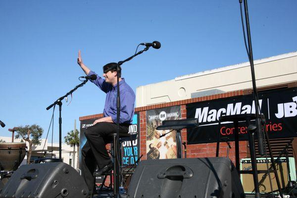 Stage & PA speakers for live music & events.