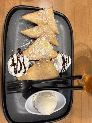 The dessert was delicious and I love that it came with your own individual honey!