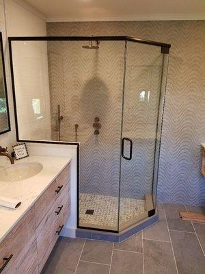 Reflex Glass & Mirror