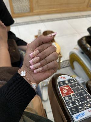 My nails were amazing I had an amazing experience !