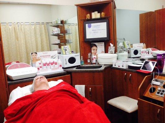 Relaxing facial with wholistic non-gmo GUINOT products