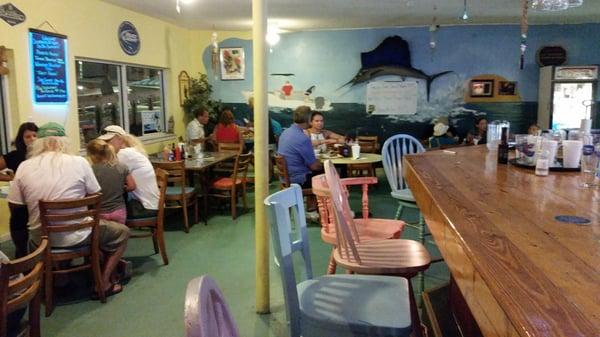 Great food great atmosphere a Carolina Beach must