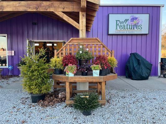 Full Features Landscape & Garden Center