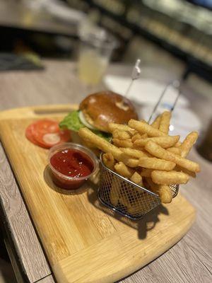 Burger & Fries