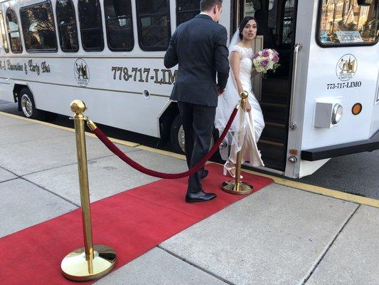 Chicago Limo Party Bus