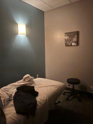 Hand & Stone Massage and Facial Spa