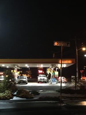 Waltham Main Street Shell -- 65 Main Street / Route 20, Waltham Station