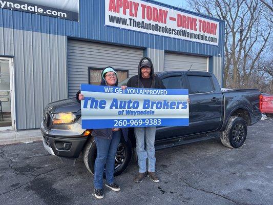 All smiles with their 2019 Foed Ranger