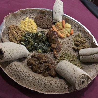 First time having Ethiopian food so I had to try the combo.
