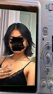 cut, slight shag, bangs