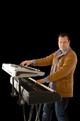 Sam Baker: Pianist and Keyboard Player/Teacher