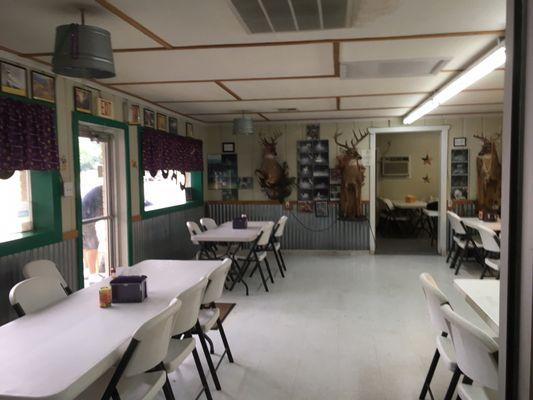 6/7/17. Wednesday morning. Interior. Driving from Shreveport to New Orleans. Only one stop. Here. Making record time! Attached restaurant.