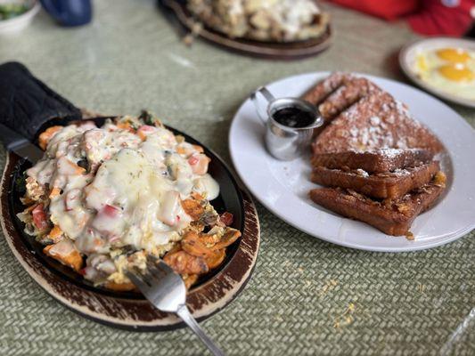 Out of the Way Skillet (I think!) & Crispy French Toast