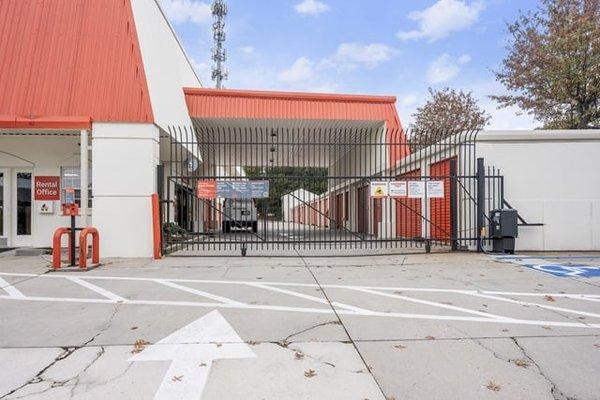 Public Storage