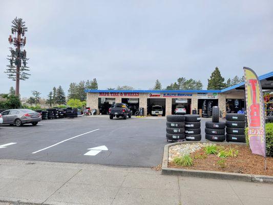 Napa Tire & Wheels