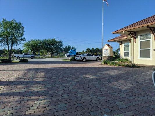 Sign of the front of the office from the parking lot.