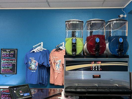 Slushies & t-shirts. Green apple, cherry, and blue raspberry. Try a Red Bull infusion.