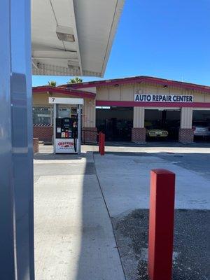 Checker's Auto & Gas