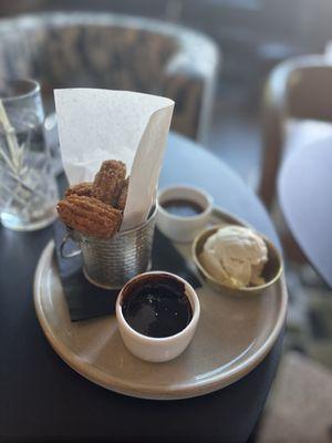 Otto's Uptown Kitchen