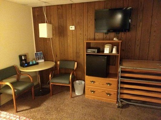 Lakeside Motel & Cottages