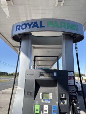 Royal Farms 103
