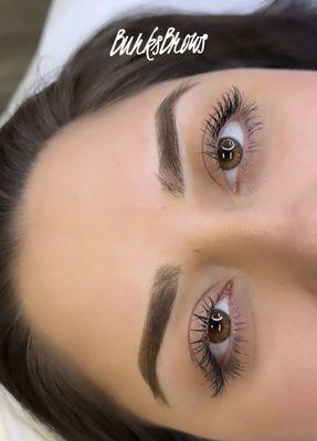 Ombré Powder Brows
Procedure: 3 hours
Healing: 7-10 days
2 step Process ~ requires a 6 week touch up