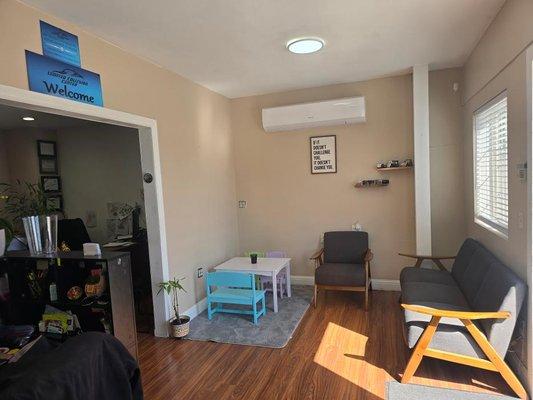 Limited Collision Center