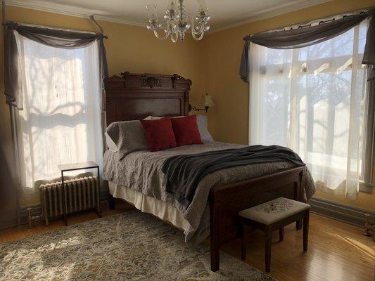 Ellery House Bed & Breakfast