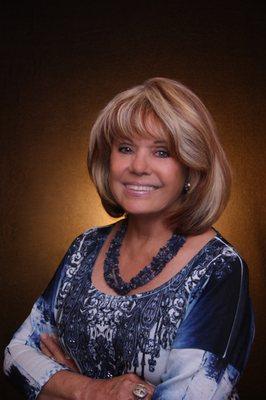 Owner/Sales Agent. Over 33 years experience in real estate service in Burleson, TX and DFW area, specializing in rural and horse property.