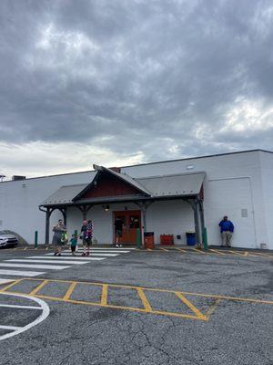 Lee's Produce