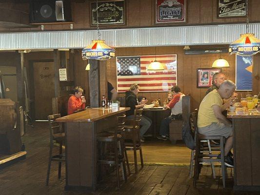 Park Place Restaurant & Lounge