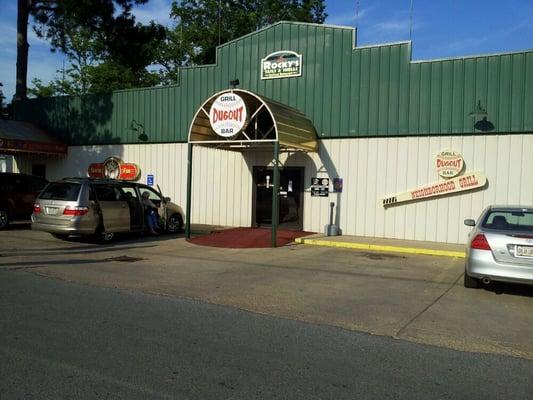 Dugout Neighborhood Grill & Bar