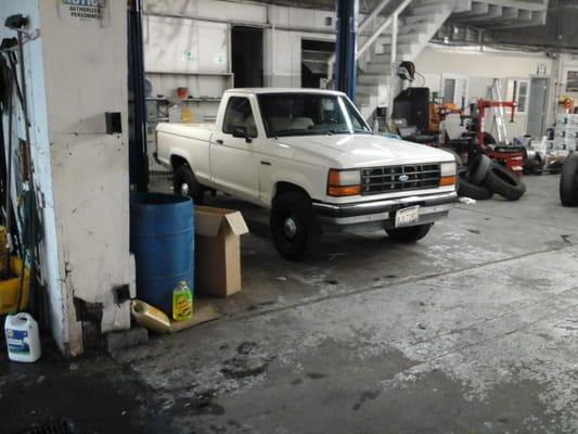 Genesis Auto Body & Towing