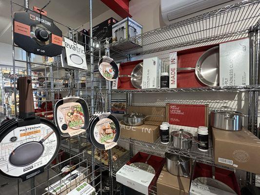 10/5/25 - pans and specialty cook ware