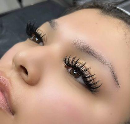 Best lash extensions in Coral Springs and coconut creek fl