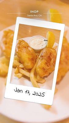 Senior size Crispy Fish & Fries Platter