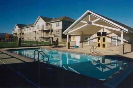 Crestview Apartments