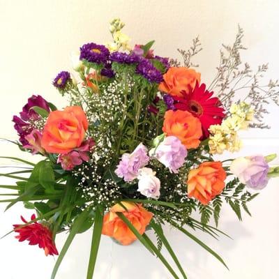 walked in to have this bouquet made for anniversary, obviously i knew i'd be spending some time watching, family liked it a lot