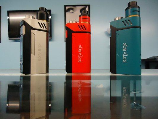 The all new Ijoy RDTA Box.
This box is amazing, dual battery , 200 watts, 12.8ml capacity built in tank at an affordable price