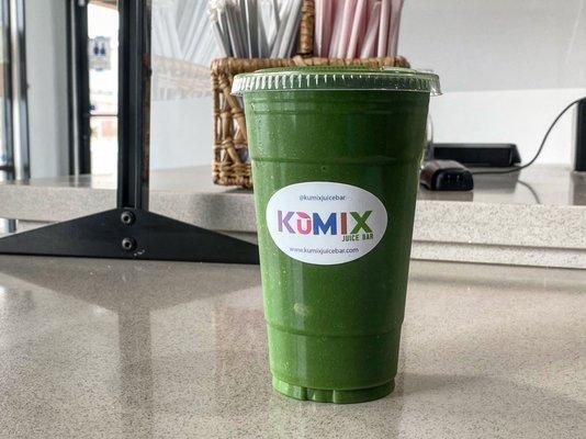 Organic Matcha with spinach and spirulina. Vega vanilla plant-based protein and cashew milk.