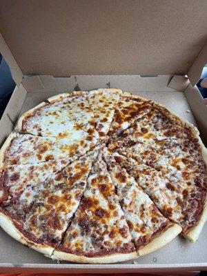 Reyes Pizza Hanceville