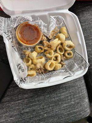 Gino's Neighborhood Pizzeria & Grill