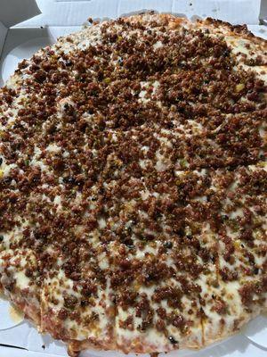 I can't make out what the toppings are because they're ground up in a food processor